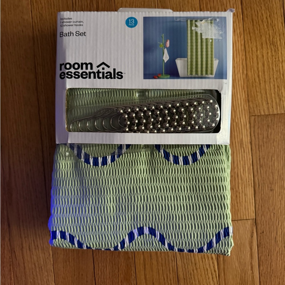 NEW Room Essentials Green & Blue Shower Curtain + Hooks 72 x 72